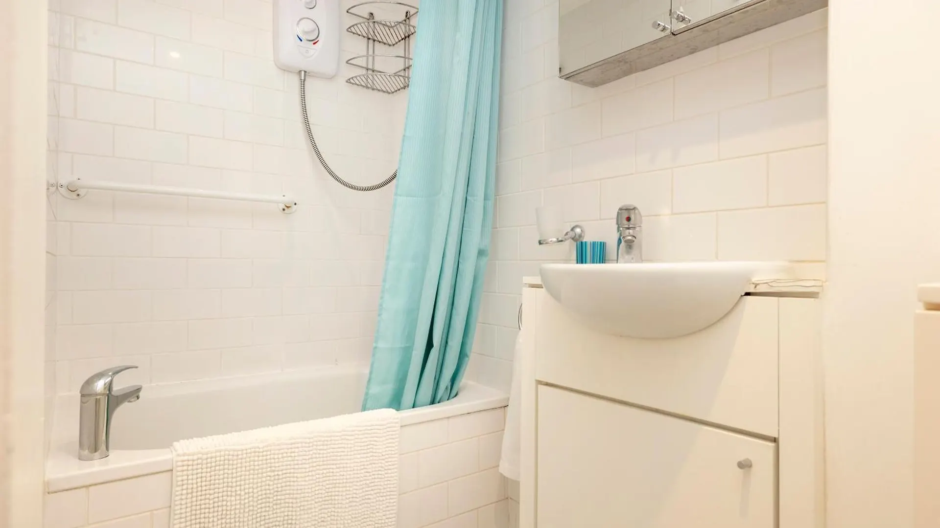 Charming 1-Bedroom Edinburgh City Getaway Apartamento